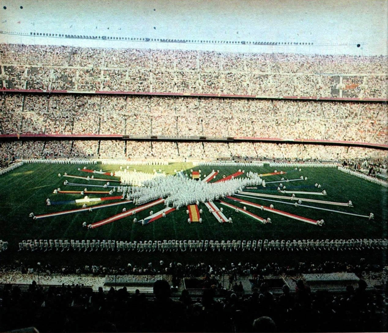 La ceremonia inaugural del Mundial de 1982 en el Camp Nou.