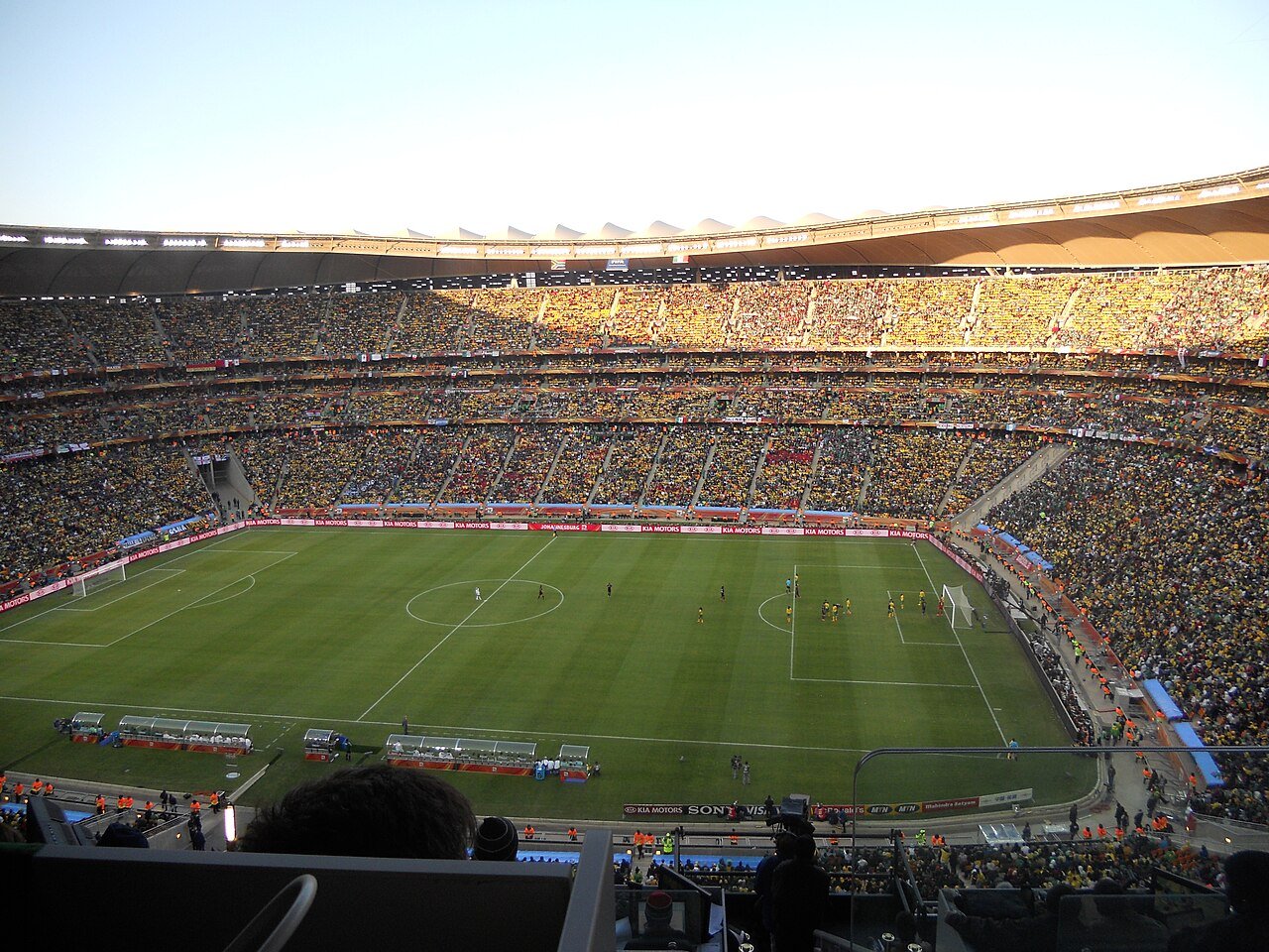 El partido inaugural, Sudáfrica contra México en Soccer City.