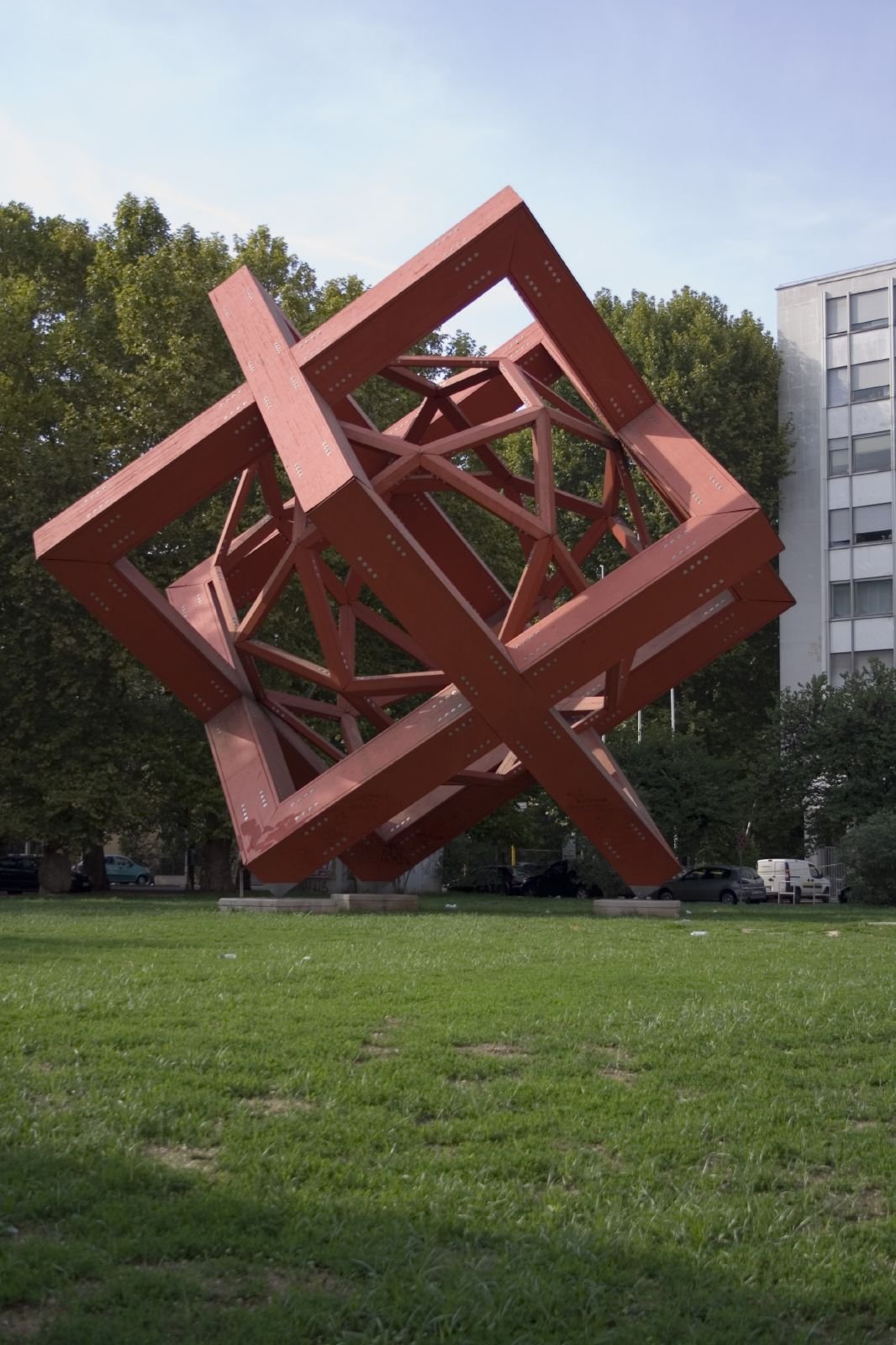 La escultura de Mario Ceroli encargada para el Mundial de 1990, en Roma.